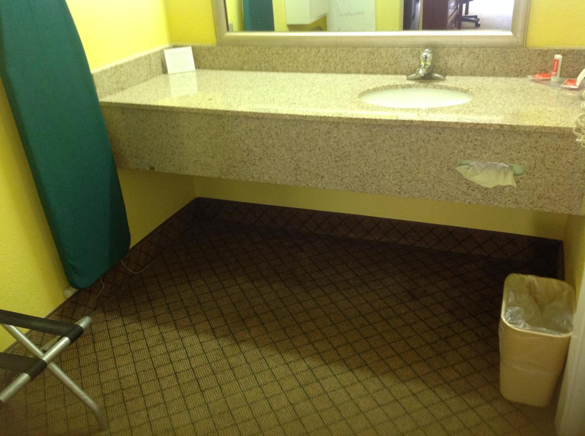 פיקאיון Econo Lodge חדר תמונה